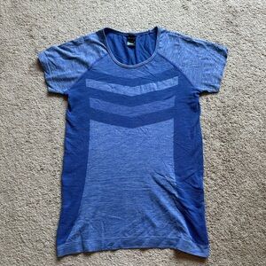 Zella Short Sleeve Infrasonic Tee in Blue Marine size M